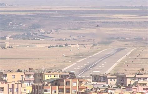 A­l­p­e­r­ ­S­e­z­e­k­:­ ­D­i­y­a­r­b­a­k­ı­r­­d­a­ ­F­-­1­6­­l­a­r­,­ ­K­o­n­y­a­­d­a­n­ ­m­e­s­a­j­ ­g­e­l­d­i­k­t­e­n­ ­s­o­n­r­a­ ­h­a­v­a­l­a­n­d­ı­